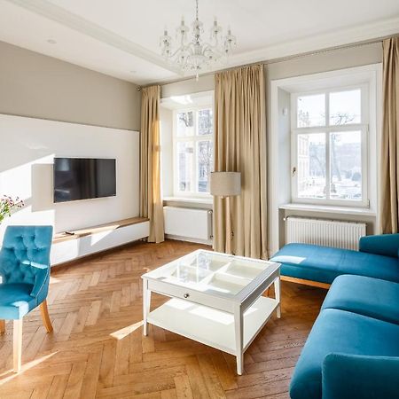 Palace view apartments - 24 Kopernyka str. Lviv Buitenkant foto