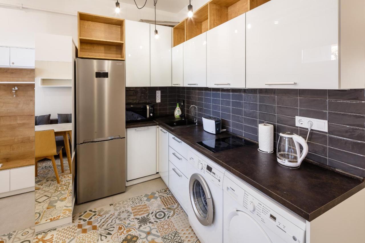 Palace view apartments - 24 Kopernyka str. Lviv Buitenkant foto