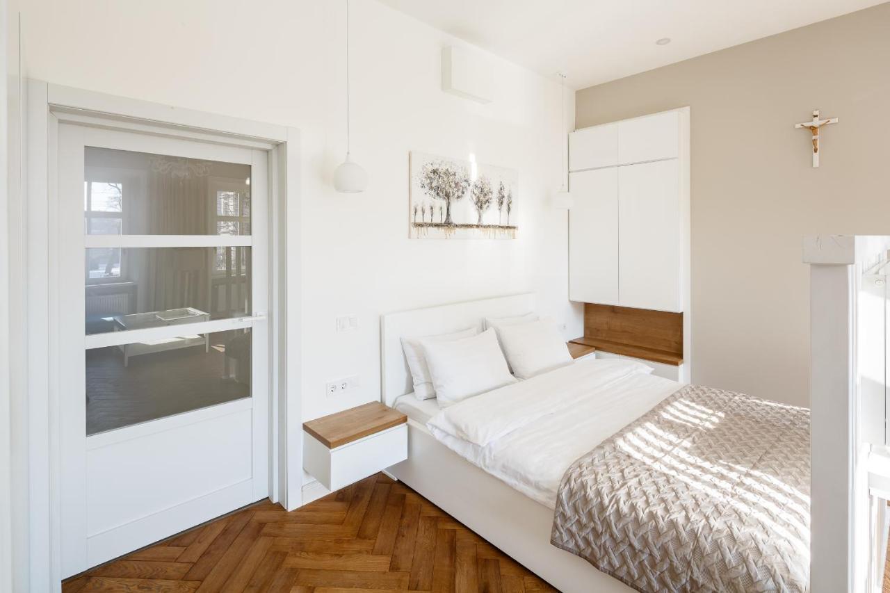 Palace view apartments - 24 Kopernyka str. Lviv Buitenkant foto